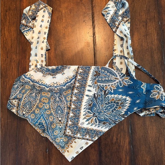 Tops - Paisley Print Women Handkerchief Top-Size Small/Medium